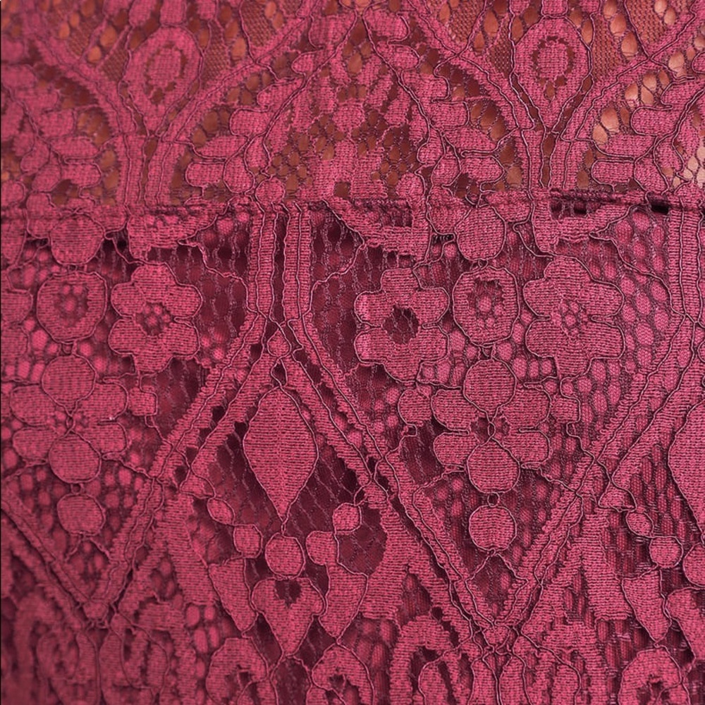 Lulu’s Remarkable Burgundy Lace Dress - Picture 6 of 11
